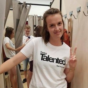 Meet your Posher, Maria